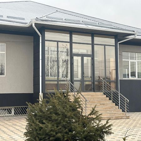 Sunny Hostel Ош Экстерьер фото