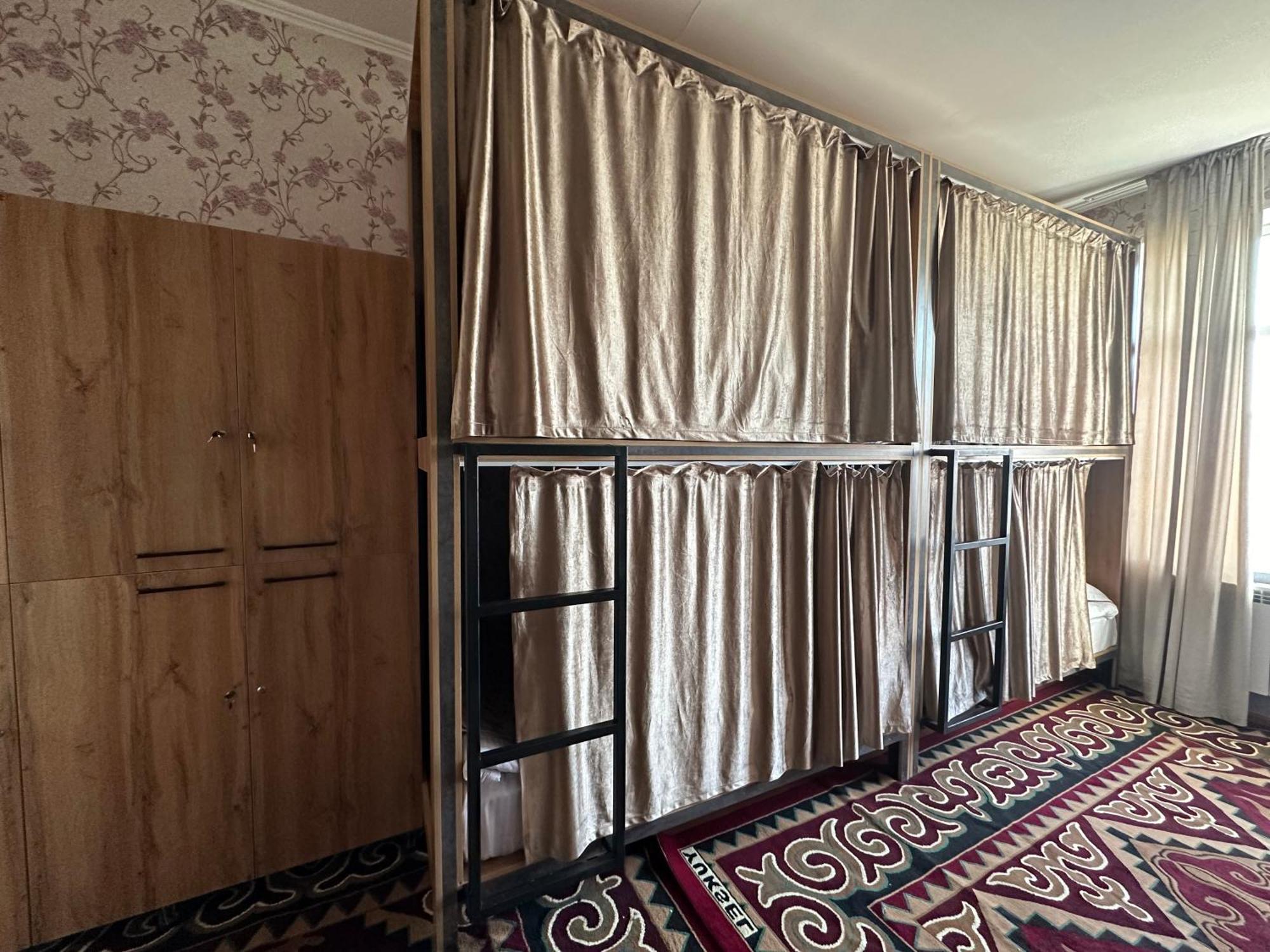 Sunny Hostel Ош Экстерьер фото